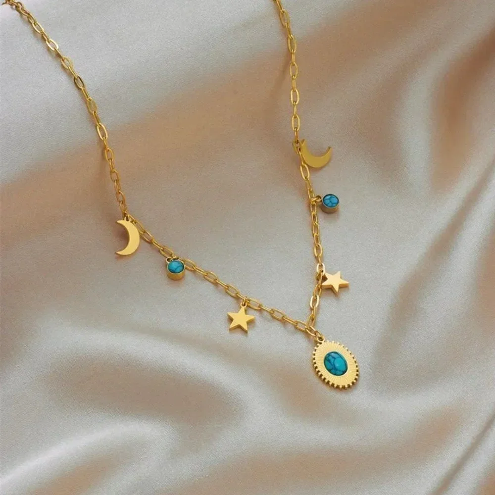 Green Stone Crystal Necklace For Women - Picture 2 of 3